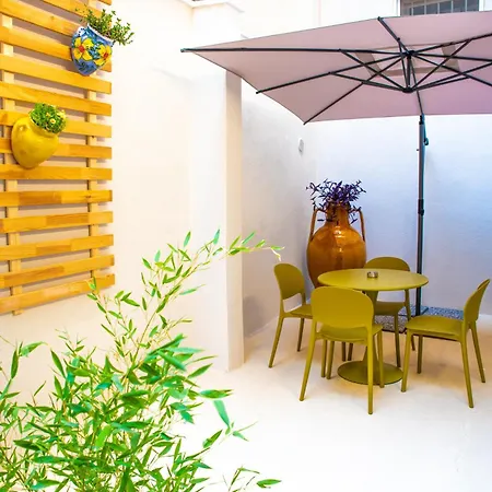 Domus Papilio * Ostuni