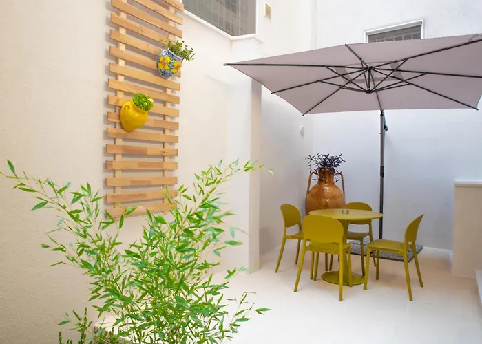 Domus Papilio * Ostuni